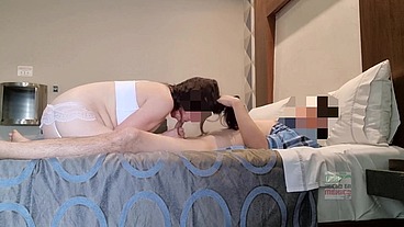 Isa con liguero, no se cansa de ponerle el cuerno a su marido con mi verga