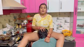 My younger stepsister accidentally sent me her nude photo, I took advantage of it and fucked my stepsister, full Hindi viral vid