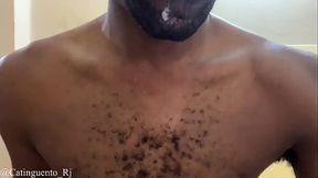 Parte 3 - Urs&atilde_o Casado goza e mija na minha boca