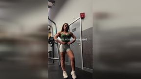 Teen Exposes Pussy on Insta Live