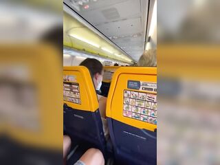 Playing with my vagina in the plane. Masturbation and fingers inside