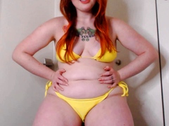 Cute amateur brunette naughty in solo jerking show on camera
