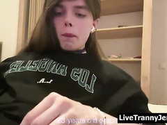 Watch this webcam show of a shemale TS getting down and dirty with her webcam dildo