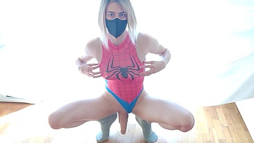 Spidergirl gwen stacy cosplay