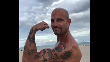THE BEACH BODY PORNSTAR MAXXXLOADZ PORNSTAR CHAMPION GETLEMAN of PORN POUND4POUND THE BEST AROUND