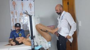 Hot Brazilian brunette wife cheats on hubby with her gynecologist