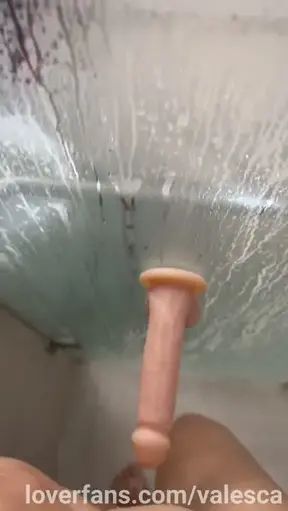 Qué tal una deliciosa ducha 💦😈