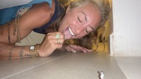 finding two tiny lesbians under my bed and eating them