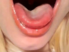 Cummy amateur pussy close up