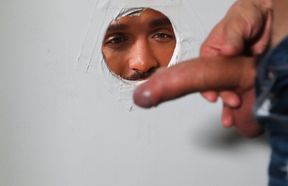 Italian lover tries black cock through the gloryhole
