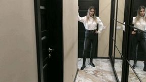 Walk around and model this outfit from head to toe MP4 FULL HD 1080p