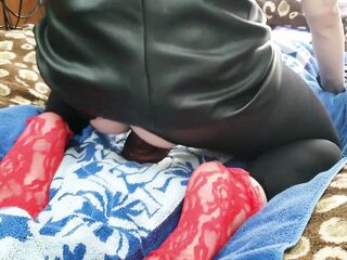 Solo Hunk Rides Vibrator