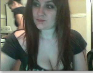 American slutty webcam black head was posing in her black T-shirt for me