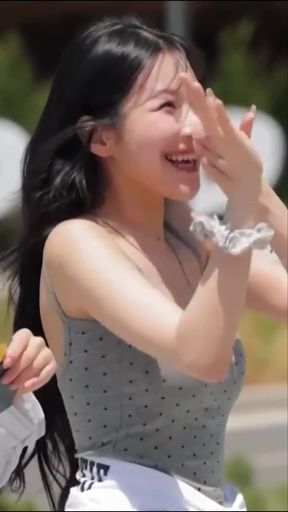 Big-titted Korean K-pop fan bounces her tits