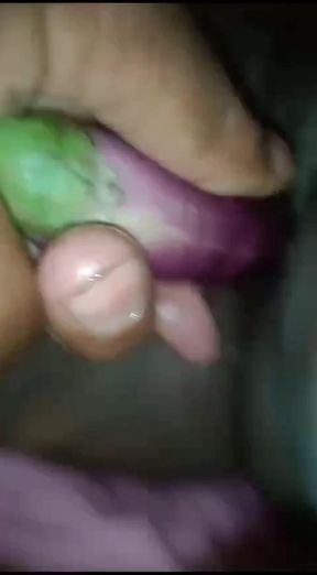Desi aunty fingering and fucking hard