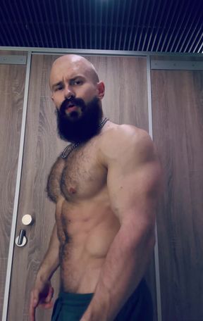 I'm All Sweaty and Muscles Are so Pumped