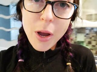 Role Play Giving a kiss u. I Love Your Perspired Stinky Balls