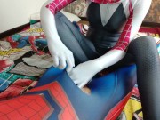 Gwen Stacy - footjob for SpiderMan