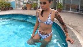 ”Red lobster prick did not stop Thai amateur teen from sucking & fucking it”