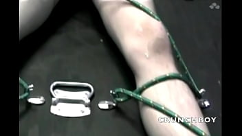 3147 sublissed in sling by his 2 friends