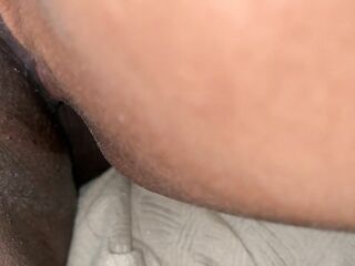 SUCKING ON MY GIRLFRIEND TWAT! LICKING HER MOIST CLIT UNTIL THIS HOTTIE CUM!