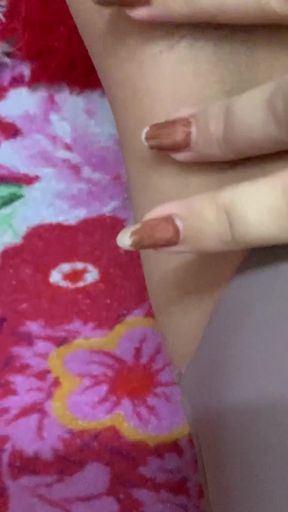 Desi Showing a Gaped Ass