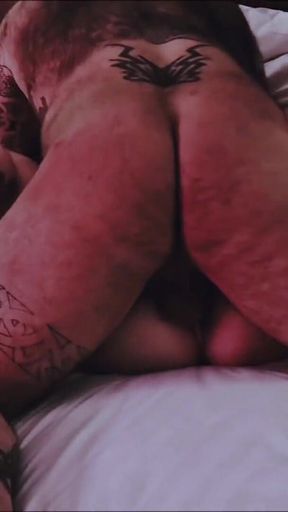 Submissive Slut Elizabethhunny Takes Her Pleasure