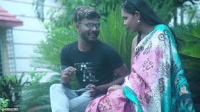 Desi Girlfriend Wants to Try First Time Sex with Boyfriend