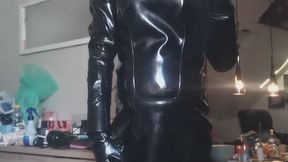 Smoking latex whore whit latex hood