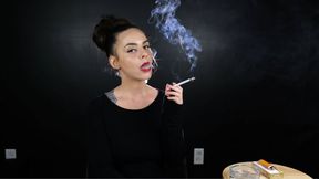 Dani Lynn Smoking VS 120s