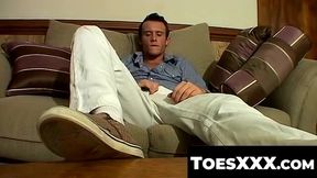ToesXXX.com - Hayden's ultimate jerk off session with a hard foot cum conclusion