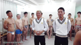 Ağza boşalma, orgi, grup seks, gangbang, bukkake, hakimiyet, aşağılama, fantezi – amatör genç Japon erkeklerin anal seks yapması