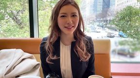 Salesman's hard work rewarded with fucking his sexy boss
