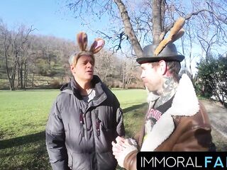 Katy Rose & Mia Trejsi Easter Egg Hunt Turns Into Double Twat Penetration (dpp) Foursome