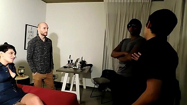 ASI SE COJE A LA MEJOR PUTA DEL MUNDO ,CON UNA BUENA VERGA NEGRA, INTERRACIAL DE LUJO