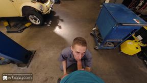 VRB Gay: Twink Mechanic Gives Hot Blowjob and Fucks Anal Before His Boss Coming