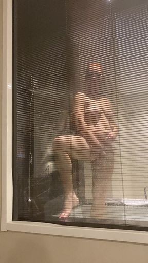 Invisible Cam in the Hotel Bathroom, Watch on the Pregnant Redhead Woman in the Hotel Bathroom with Window