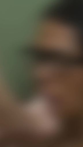 From the blackboard to the desk: The student Atucha resolves his differences with teacher Vanesa in the wildest way   Clip 3