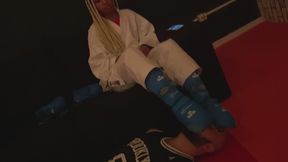 Massagem e adoração pés de karate marciais