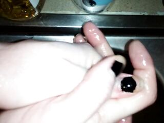 Hand Fetish Trans Chap With Large Hands Olive Oil Massage