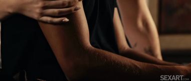 Touch My Body - Cherry Candle