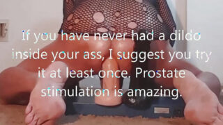 Hot American twink fucks his hungry hole deep