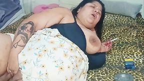 Meu namorado me gravou fumando e acabei fumando o cacete dele - Mary Jhuana