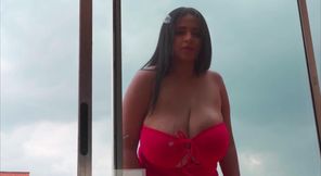 MATURE MILF LATINA BIG TITS MILF WORSHIP- Nicole Colina