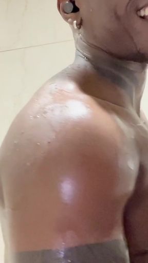 One Full Length Video/feeding Coming Out Tomar