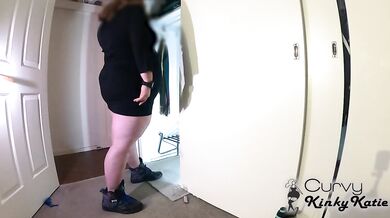 BBW stepmom smokes pisses in closet while stepbro films her filthy mom moments