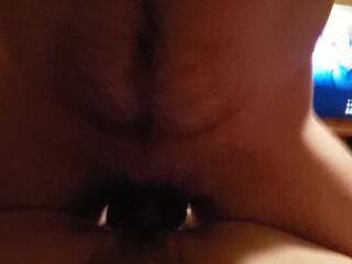 Quick cumshot on her sexy body