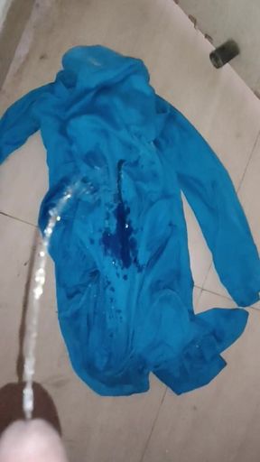 Satin Silk Pissing Porn - Pissing on Nurse Suit Salwar in Changing Room (44)