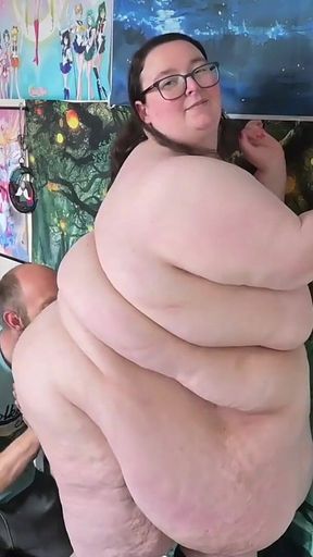 Stripping and Caressing SSBBW