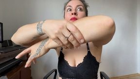 jerk off at her hairy arms